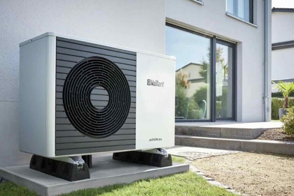 4c07dae6-3d1b-4ef8-8827-cdf647bf92c4-air-source-heat-pump